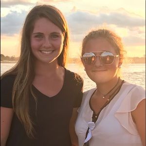 Meet your Posher, Laura